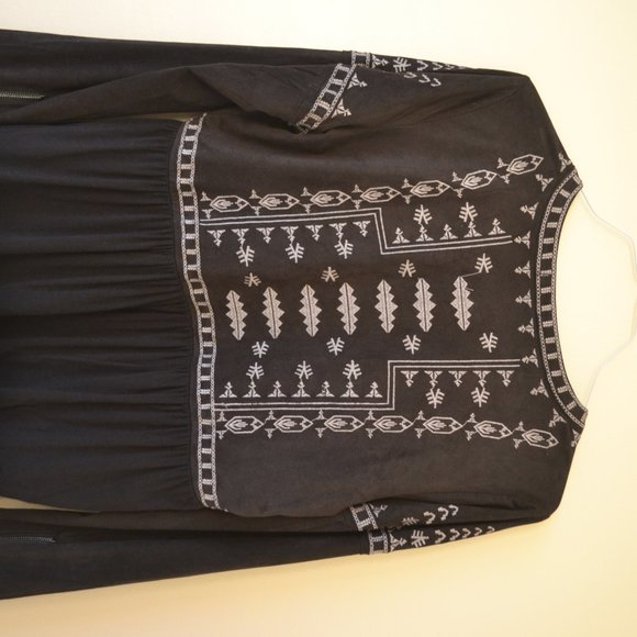 Embroidered Jacket - Picture 3 of 7